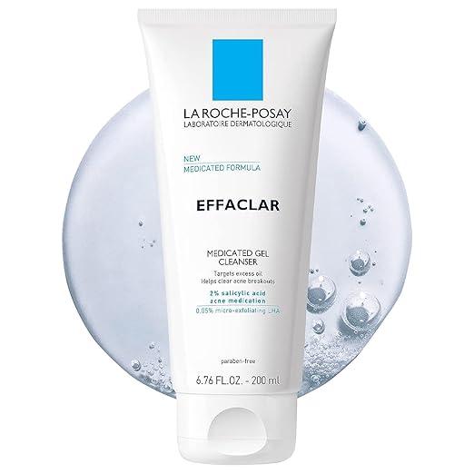The 5 Best Acne Cleansers for African American Skin, According to Dermatologists