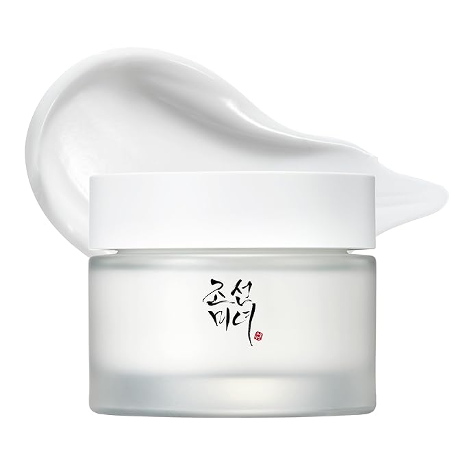 The 5 Best Korean Moisturizers with Niacinamide According to Dermatologists